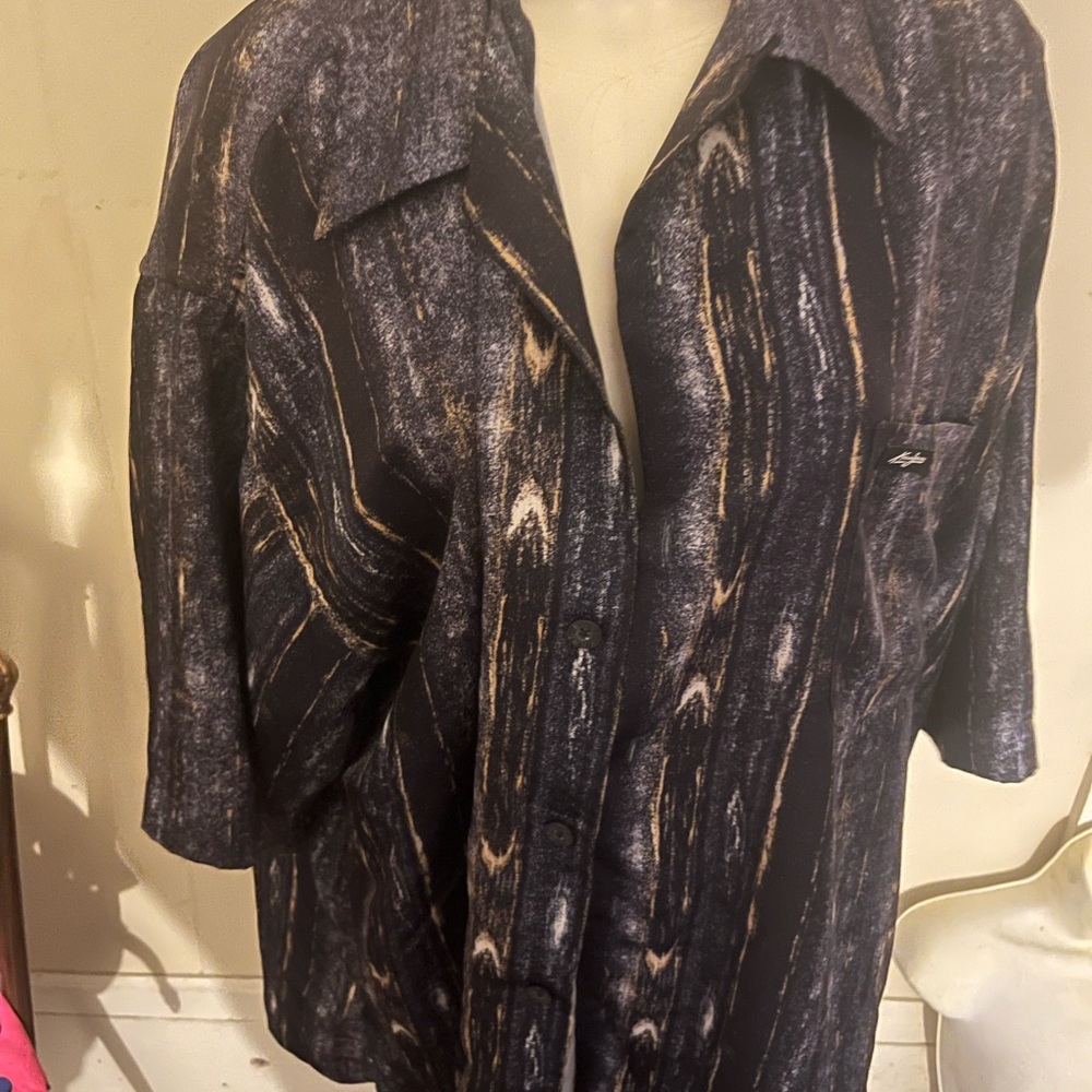 Stylish Black and Brown men’s Karl Kani Top